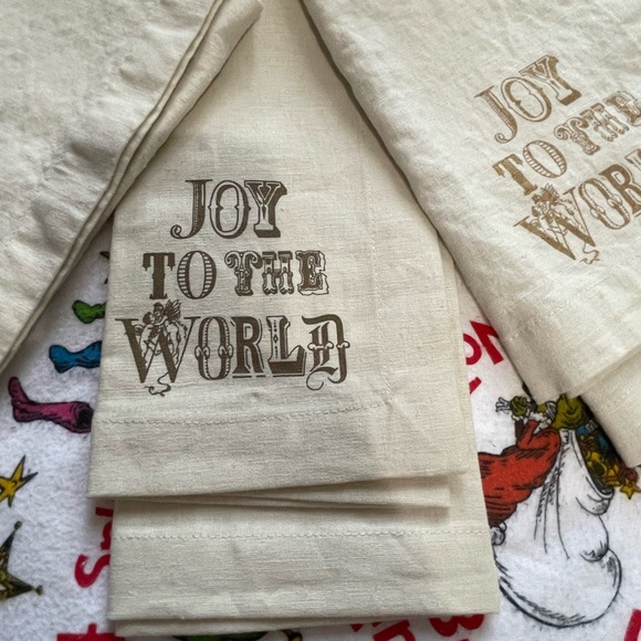 Pottery barn circa 2011 tea towels set of 3 ivory and gold - Picture 2 of 4